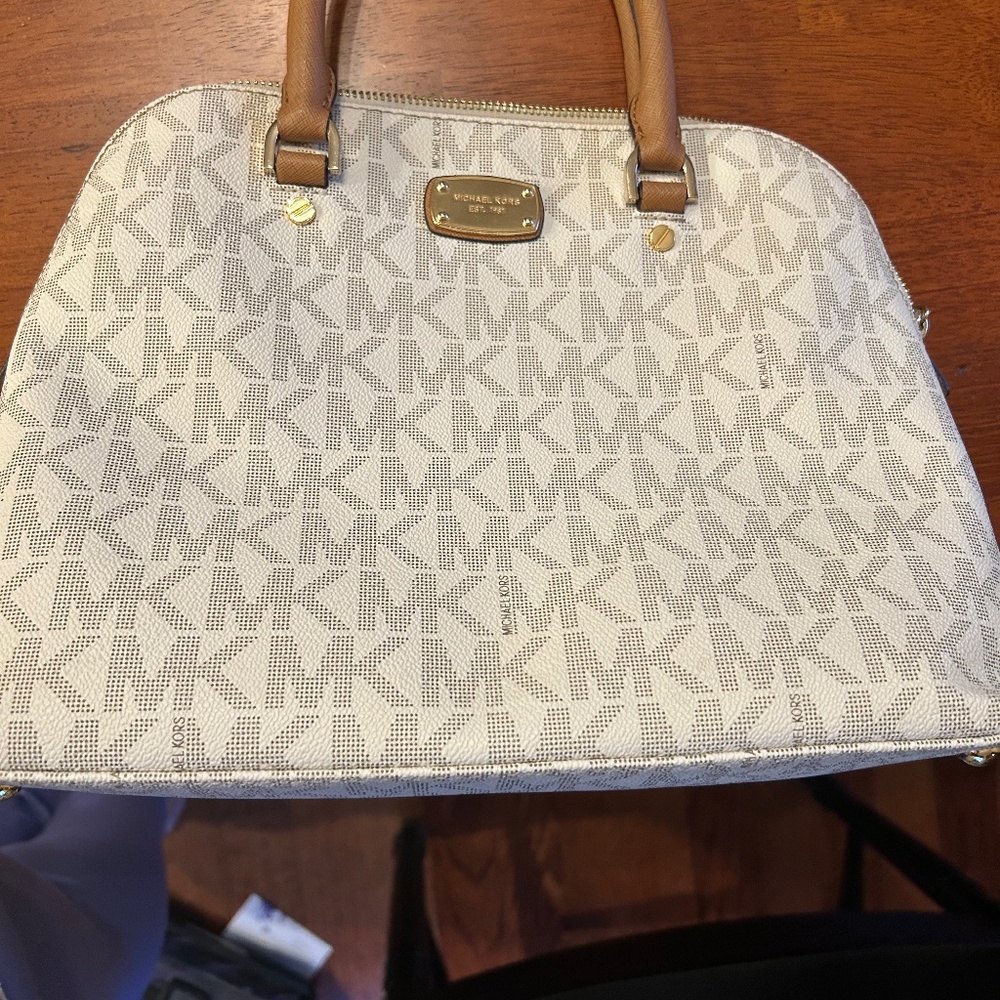 White Michael Kors Purse